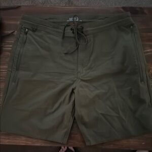 Roark Olive Green Men’s Flat Front Shorts